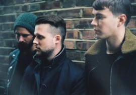 White Lies, arrojo y emotividad en directo.