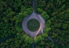 Mirar la tierra desde el cielo